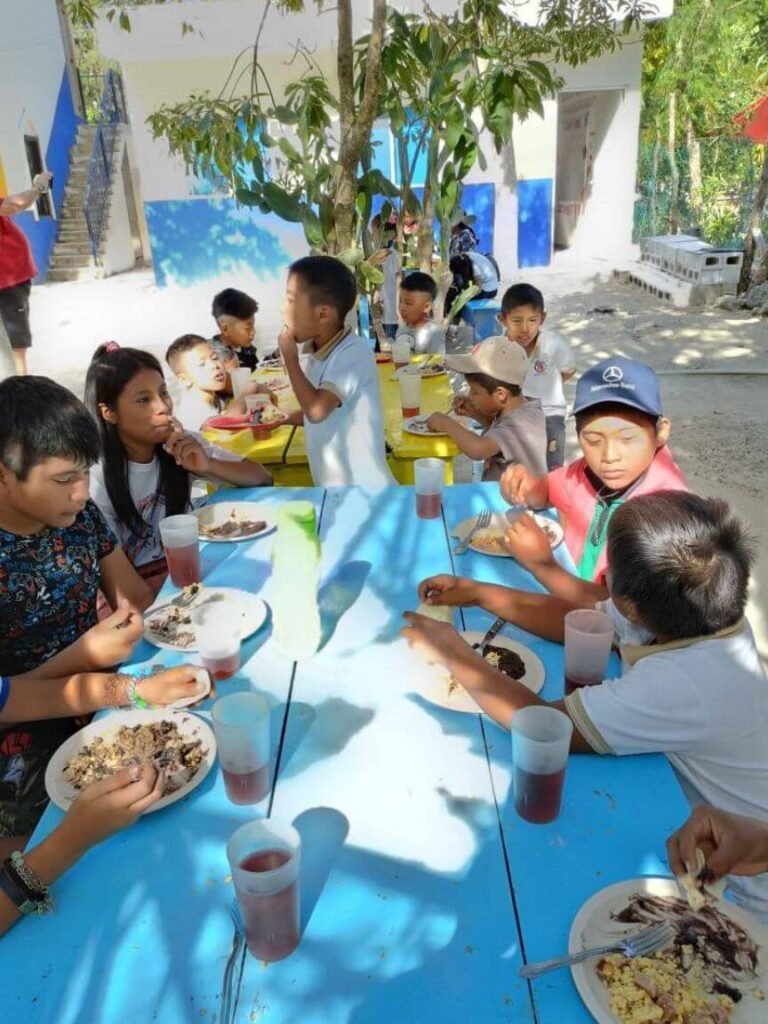 Seaside Rotary Feeding Program at Torres de la Paz