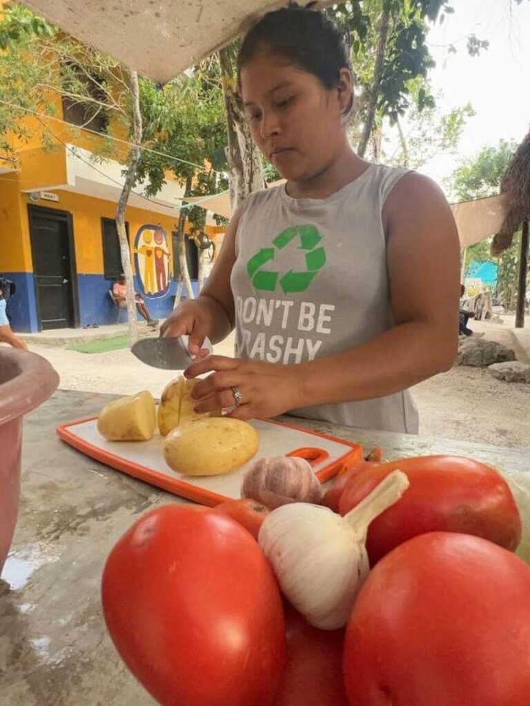 Seaside Rotary Feeding Program at Torres de la Paz